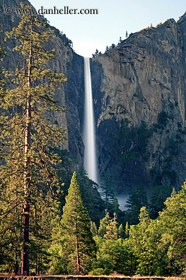 bridalveil-falls-04.jpg