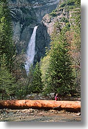 images/California/Yosemite/Falls/YosemiteFalls/yosemite-falls-log.jpg