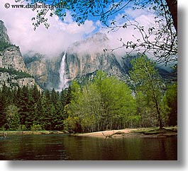 images/California/Yosemite/Falls/YosemiteFalls/yosemite-falls-river.jpg