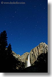 images/California/Yosemite/Falls/YosemiteFalls/yosemite-falls-star-trails-05.jpg
