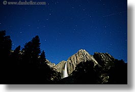 images/California/Yosemite/Falls/YosemiteFalls/yosemite-falls-star-trails-06.jpg