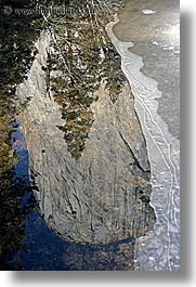 images/California/Yosemite/Mountains/ElCapitan/el_capitan-ice-reflection-01.jpg