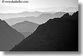images/California/Yosemite/Mountains/layered-mtns-bw.jpg
