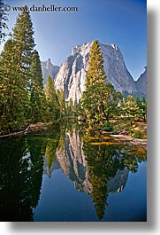 images/California/Yosemite/Mountains/merced-reflect-1.jpg