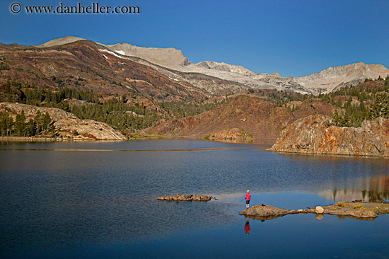 red-fisherman-n-lake-1.jpg