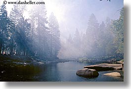 images/California/Yosemite/Scenics/water-light.jpg