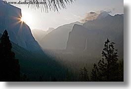images/California/Yosemite/ValleyView/sun-n-bridalveil_falls-1.jpg