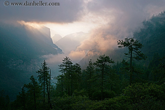 yosemite-valley-dawn-06.jpg