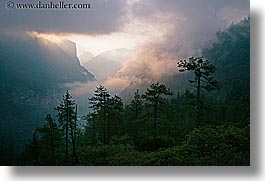 images/California/Yosemite/ValleyView/yosemite-valley-dawn-06.jpg