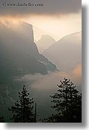 images/California/Yosemite/ValleyView/yosemite-valley-dawn-07.jpg
