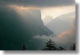 images/California/Yosemite/ValleyView/yosemite-valley-dawn-08.jpg