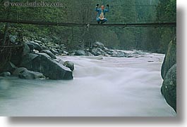 images/California/Yosemite/Water/swing-bridge-1.jpg