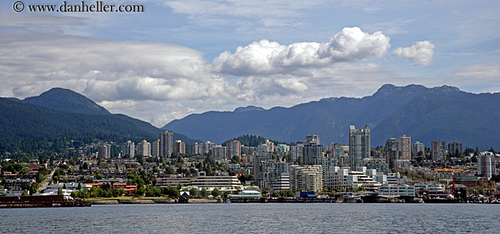 north-vancouver-pano.jpg