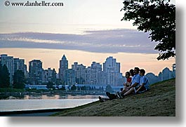 images/Canada/Vancouver/Cityscapes/vancouver-cityscape-ppl-3.jpg