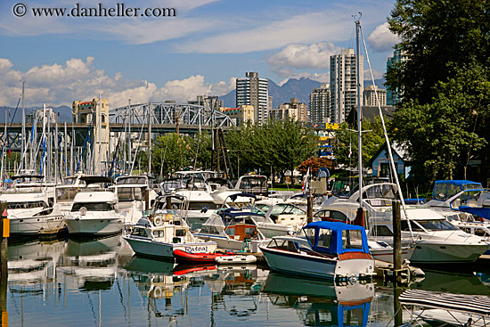 boats-harbor-bridge.jpg