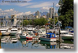 images/Canada/Vancouver/Harbor/boats-harbor-bridge.jpg