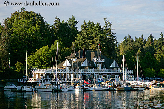 harbor-boats-3.jpg