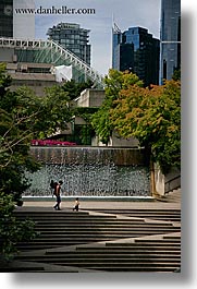 images/Canada/Vancouver/Misc/stairs-n-ftn-3.jpg