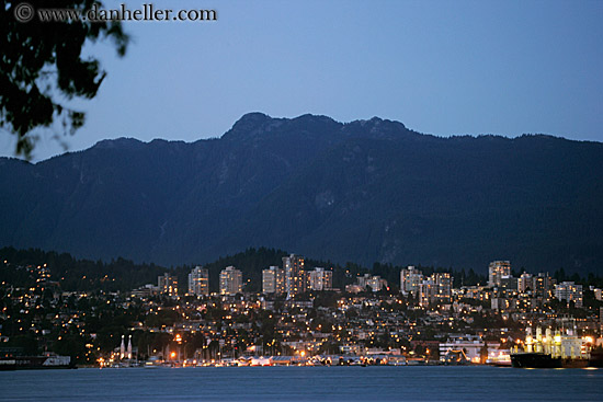 north-vancouver-nite-1.jpg