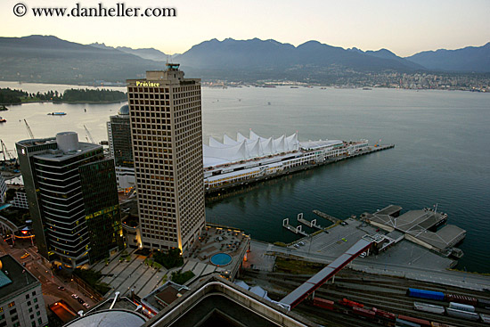 port-vancouver-dusk.jpg