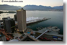 images/Canada/Vancouver/Nite/port-vancouver-dusk.jpg