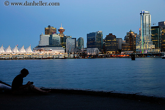 vancouver-cityscape-dusk-2.jpg