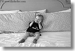 images/Canada/Vancouver/People/Jack/jack-playing-on-bed-06.jpg