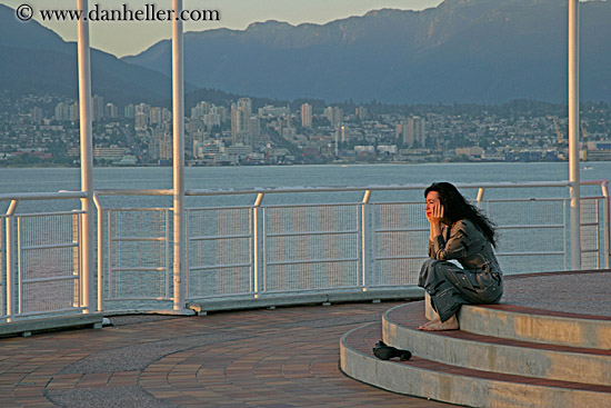 woman-viewing-sunset.jpg