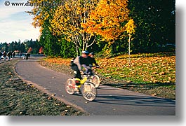 images/Canada/Vancouver/StanleyPark/stanley-park-cyclists.jpg