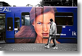 images/Europe/Amsterdam/Street/bus-ad.jpg
