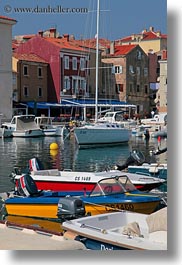images/Europe/Croatia/Cres/boats-harbor-town-08.jpg