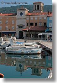 images/Europe/Croatia/Cres/boats-harbor-town-09.jpg