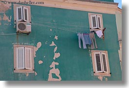 images/Europe/Croatia/Cres/green-bldg-blue-jeans-laundry-2.jpg