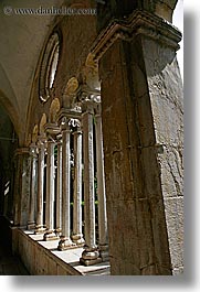 images/Europe/Croatia/Dubrovnik/Architecture/franciscan-monastery-cloisters-4.jpg