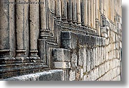 images/Europe/Croatia/Dubrovnik/Architecture/stone-wall-n-ballisters.jpg