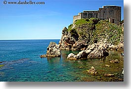 images/Europe/Croatia/Dubrovnik/Architecture/tower-lovrjenac-2.jpg