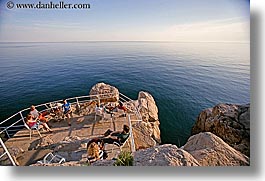 images/Europe/Croatia/Dubrovnik/CliffCafe/cliff-cafe-2.jpg