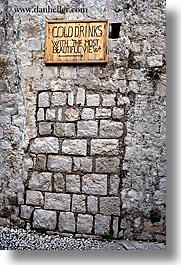 images/Europe/Croatia/Dubrovnik/CliffCafe/view-sign-1.jpg