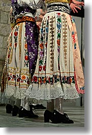 images/Europe/Croatia/Dubrovnik/FolkDancing/Clothing/croatian-folk-dress-04.jpg