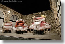 images/Europe/Croatia/Dubrovnik/FolkDancing/Group/group-dancing-14.jpg