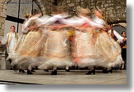 images/Europe/Croatia/Dubrovnik/FolkDancing/Group/group-dancing-19.jpg