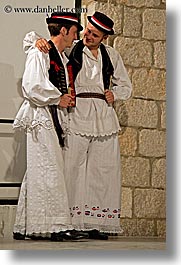 images/Europe/Croatia/Dubrovnik/FolkDancing/Men/men-dancing-02.jpg