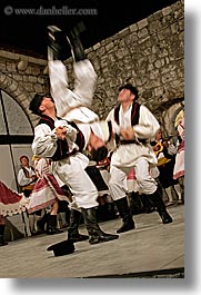 images/Europe/Croatia/Dubrovnik/FolkDancing/Men/men-dancing-05.jpg