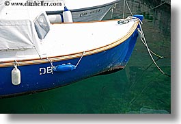 images/Europe/Croatia/Dubrovnik/Harbor/blue-n-white-boat.jpg