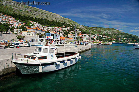 dubrovnik-harbor-12.jpg