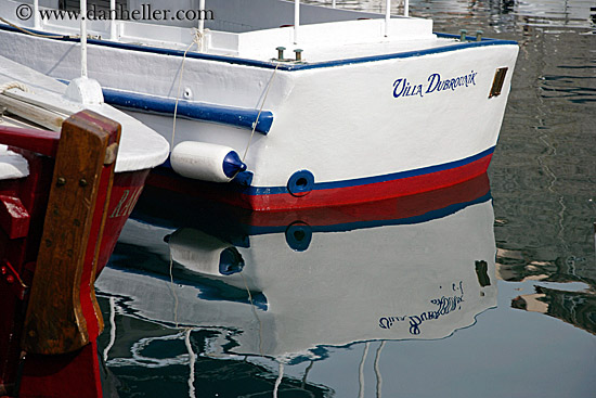 villa-dubrovnik-boat.jpg