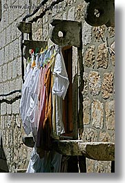 images/Europe/Croatia/Dubrovnik/Laundry/hanging-laundry-09.jpg