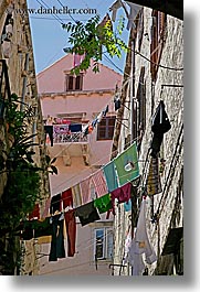 images/Europe/Croatia/Dubrovnik/Laundry/hanging-laundry-13.jpg