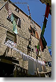 images/Europe/Croatia/Dubrovnik/Laundry/hanging-laundry-18.jpg