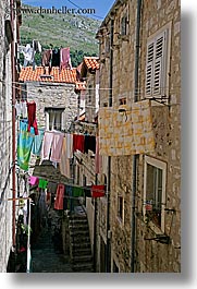 images/Europe/Croatia/Dubrovnik/Laundry/hanging-laundry-20.jpg